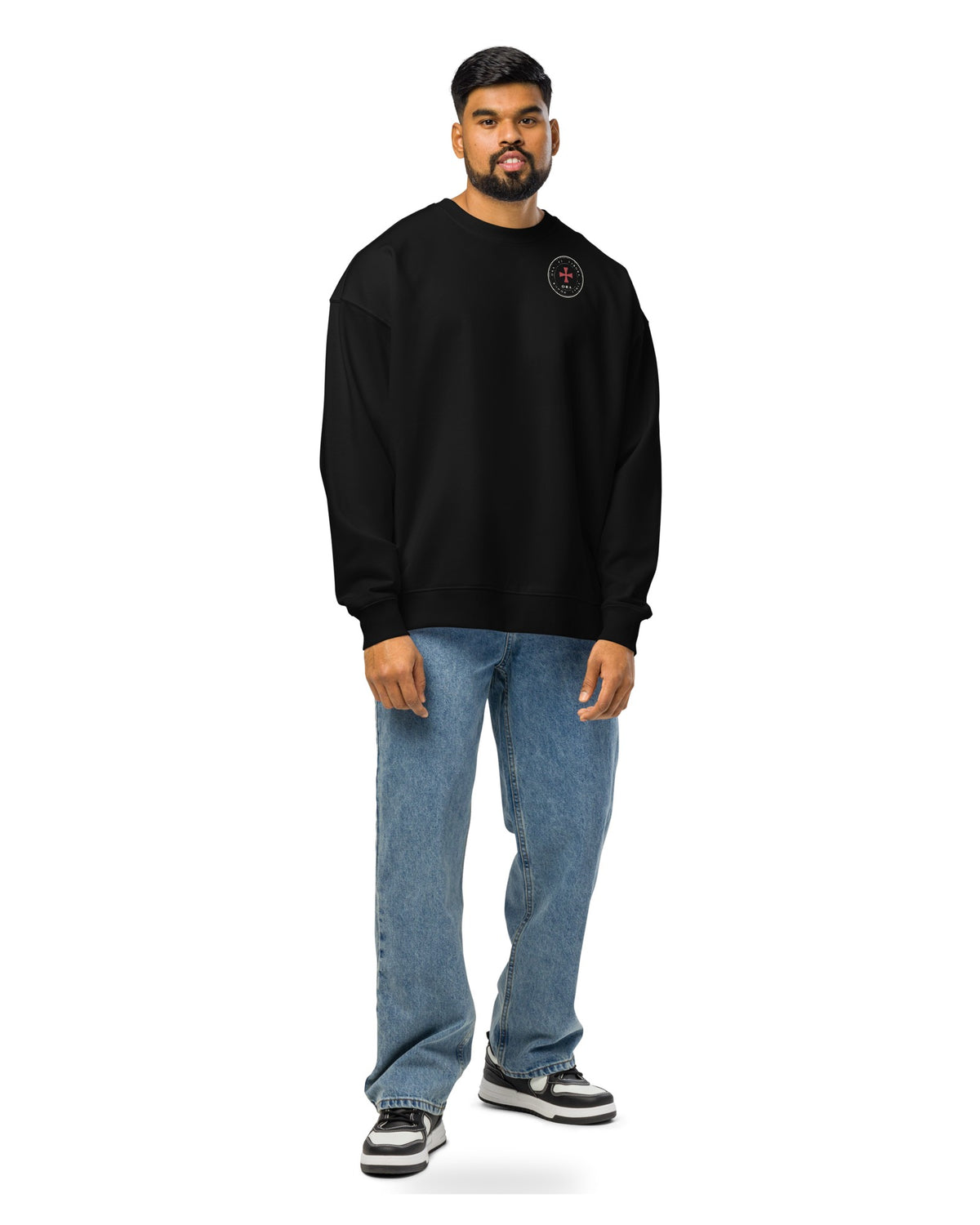 ORA Signum Sweatshirt – worn by model · Nox